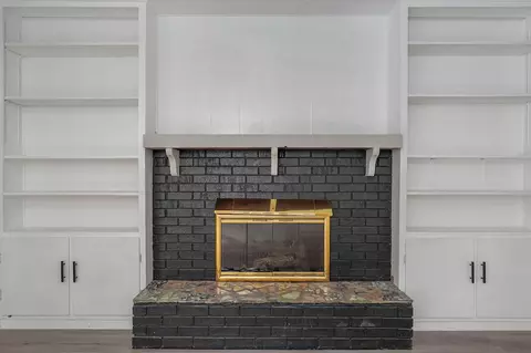 Living - 3552 S Franklin Ave, Springfield, MO 65807 photo 7 of 7