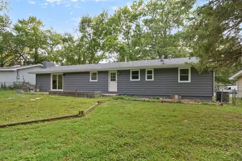 Exterior - 3552 S Franklin Ave, Springfield, MO 65807 photo 5 of 7