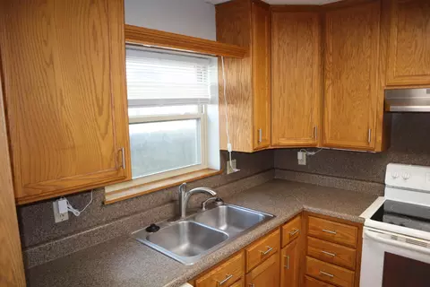 Kitchen - 651 W Nichols St, Springfield, MO 65802 photo 2 of 4