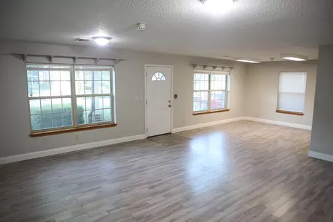 Living - 651 W Nichols St, Springfield, MO 65802 photo 2 of 4