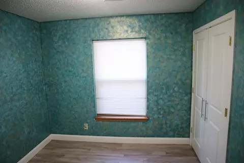 Bedroom - 651 W Nichols St, Springfield, MO 65802 photo 4 of 4