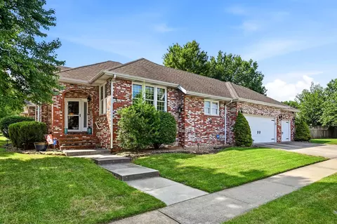 Exterior - 4621 S Warren Rd, Springfield, MO 65810 photo 2 of 11
