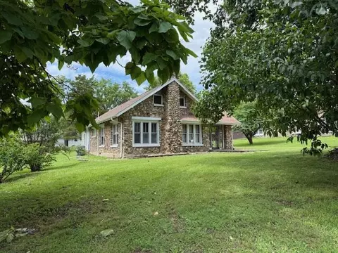 Other - 204 East 3rd St, Mountain View, MO 65548 photo 2 of 8
