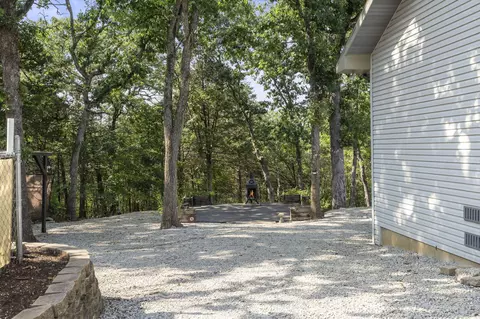 Exterior - 535 Taneycomo Rd, Branson, MO 65616 photo 12 of 19