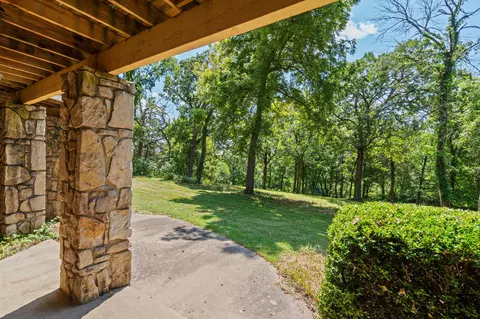 Exterior - 980 W Rivendale Dr, Springfield, MO 65810 photo 19 of 23