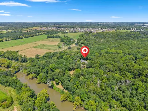 View/Area - 980 W Rivendale Dr, Springfield, MO 65810 photo 2 of 14