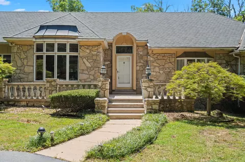 Exterior - 980 W Rivendale Dr, Springfield, MO 65810 photo 15 of 23