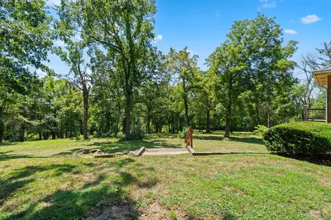 Exterior - 980 W Rivendale Dr, Springfield, MO 65810 photo 20 of 23