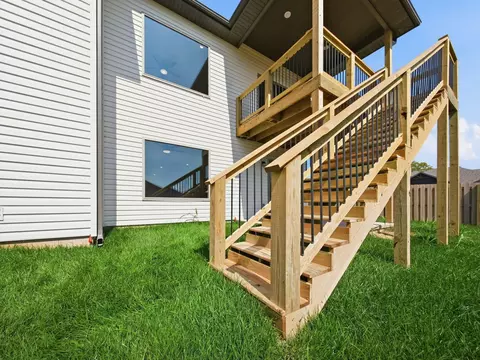 Exterior - 2500 W Webb Rd, Ozark, MO 65721 photo 7 of 9