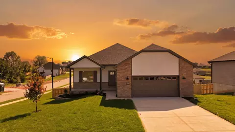 2500 W Webb Rd, Ozark, MO 65721