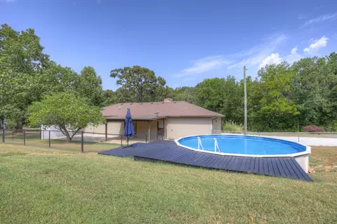 Exterior - 9003 Ginger Ln, Carthage, MO 64836 photo 7 of 11