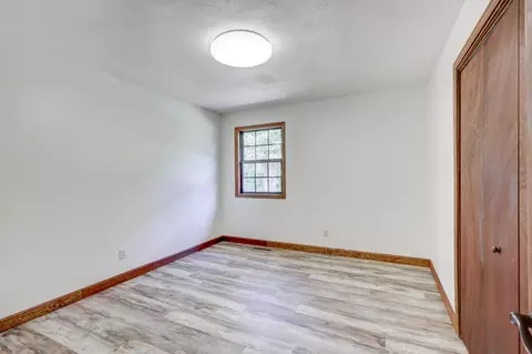 Bedroom - 9003 Ginger Ln, Carthage, MO 64836 photo 1 of 7