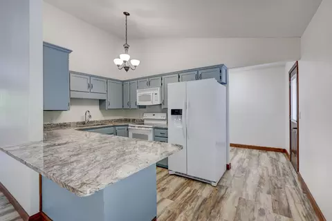 Kitchen - 9003 Ginger Ln, Carthage, MO 64836 photo 1 of 3