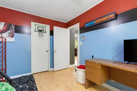 Bedroom - 621 Eiserman Ave, Branson, MO 65616 photo 2 of 4