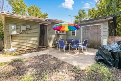 Exterior - 621 Eiserman Ave, Branson, MO 65616 photo 5 of 5