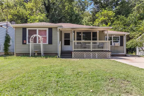 Exterior - 621 Eiserman Ave, Branson, MO 65616 photo 3 of 5