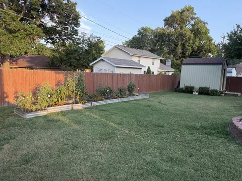 Exterior - 4338 S Delaware Ave, Springfield, MO 65804 photo 9 of 12