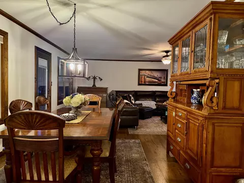 Dining - 4338 S Delaware Ave, Springfield, MO 65804 photo 3 of 3
