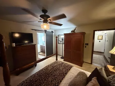 Bedroom - 4338 S Delaware Ave, Springfield, MO 65804 photo 2 of 4