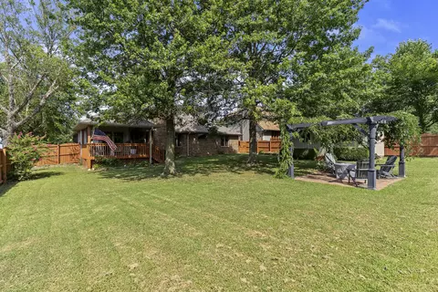 Exterior - 5788 S Nettleton Ave, Springfield, MO 65810 photo 6 of 10
