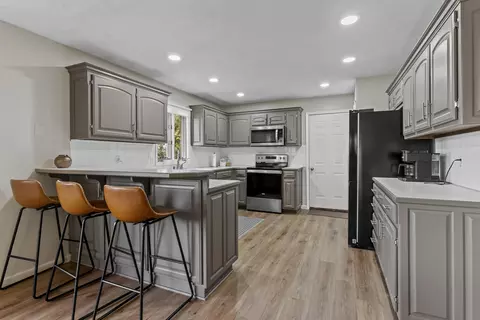 Kitchen - 5788 S Nettleton Ave, Springfield, MO 65810 photo 1 of 6