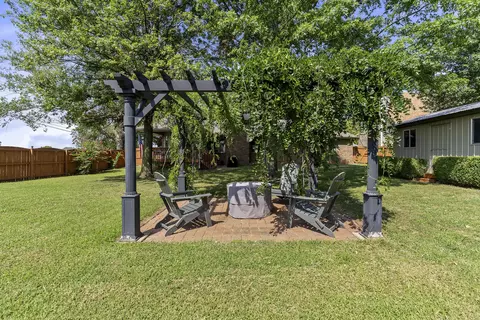 Exterior - 5788 S Nettleton Ave, Springfield, MO 65810 photo 8 of 10