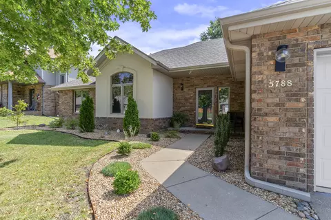 Exterior - 5788 S Nettleton Ave, Springfield, MO 65810 photo 3 of 10