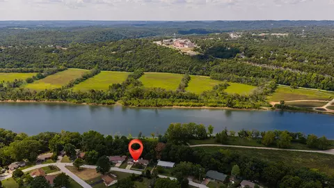 View/Area - 718 Baker St, Forsyth, MO 65653 photo 5 of 12