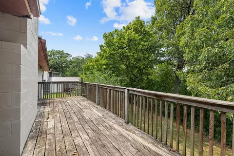Exterior - 718 Baker St, Forsyth, MO 65653 photo 3 of 4
