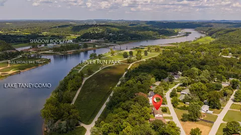 View/Area - 718 Baker St, Forsyth, MO 65653 photo 1 of 12