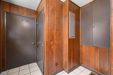 Entry Way - 718 Baker St, Forsyth, MO 65653 photo 1 of 1
