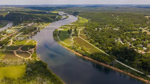 View/Area - 718 Baker St, Forsyth, MO 65653 photo 10 of 12