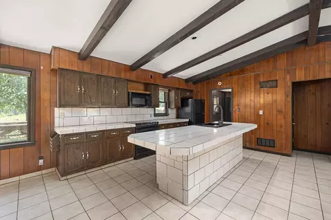 Kitchen - 718 Baker St, Forsyth, MO 65653 photo 1 of 5