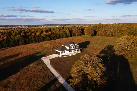 Exterior - 10205 Webster County Line Rd, Conway, MO 65632 photo 7 of 7