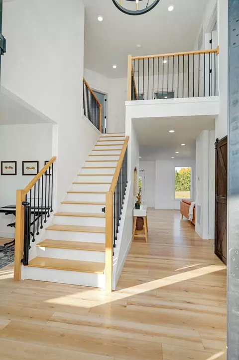 Entry Way - 10205 Webster County Line Rd, Conway, MO 65632 photo 1 of 6