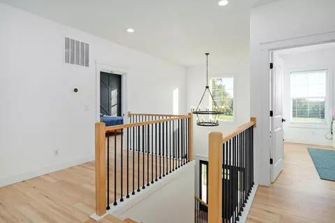 Entry Way - 10205 Webster County Line Rd, Conway, MO 65632 photo 5 of 6