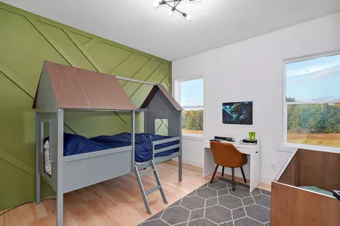 Bedroom - 10205 Webster County Line Rd, Conway, MO 65632 photo 3 of 5