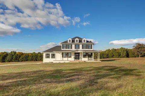 10205 Webster County Line Rd, Conway, MO 65632
