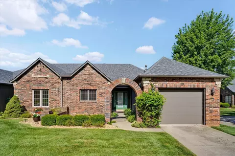 Exterior - 1750 W Bennett St UNIT 10B, Springfield, MO 65807 photo 6 of 6