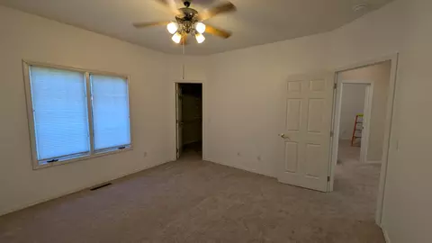 Bedroom - 1750 W Bennett St UNIT 10B, Springfield, MO 65807 photo 2 of 4