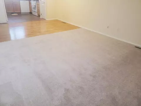 Living - 1750 W Bennett St UNIT 10B, Springfield, MO 65807 photo 5 of 8