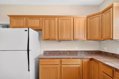 Kitchen - 1750 W Bennett St UNIT 10B, Springfield, MO 65807 photo 3 of 3