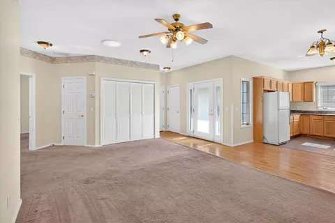 Living - 1750 W Bennett St UNIT 10B, Springfield, MO 65807 photo 2 of 8