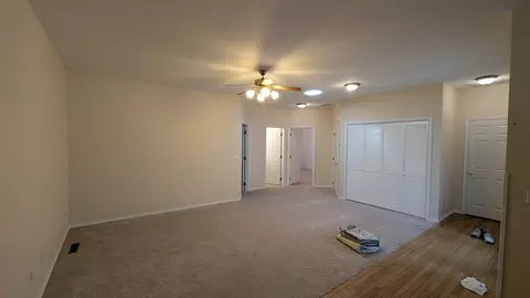 Living - 1750 W Bennett St UNIT 10B, Springfield, MO 65807 photo 8 of 8