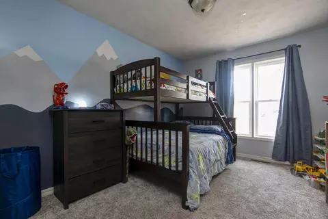 Bedroom - 1014 W Woodland Dr, Republic, MO 65738 photo 4 of 4