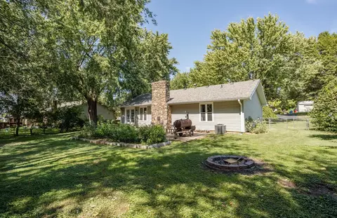 Exterior - 1014 W Woodland Dr, Republic, MO 65738 photo 3 of 6