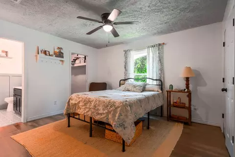 Bedroom - 1012 E Lynn St, Springfield, MO 65802 photo 1 of 3
