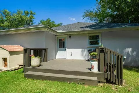 Exterior - 1012 E Lynn St, Springfield, MO 65802 photo 5 of 5