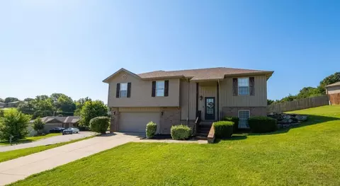 Exterior - 1401 S 13th St, Ozark, MO 65721 photo 2 of 2