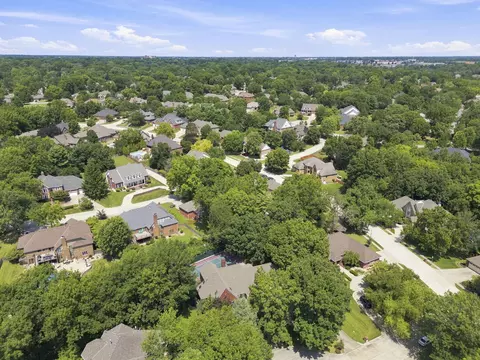 View/Area - 5151 S Aleshire Ct, Springfield, MO 65804 photo 4 of 5